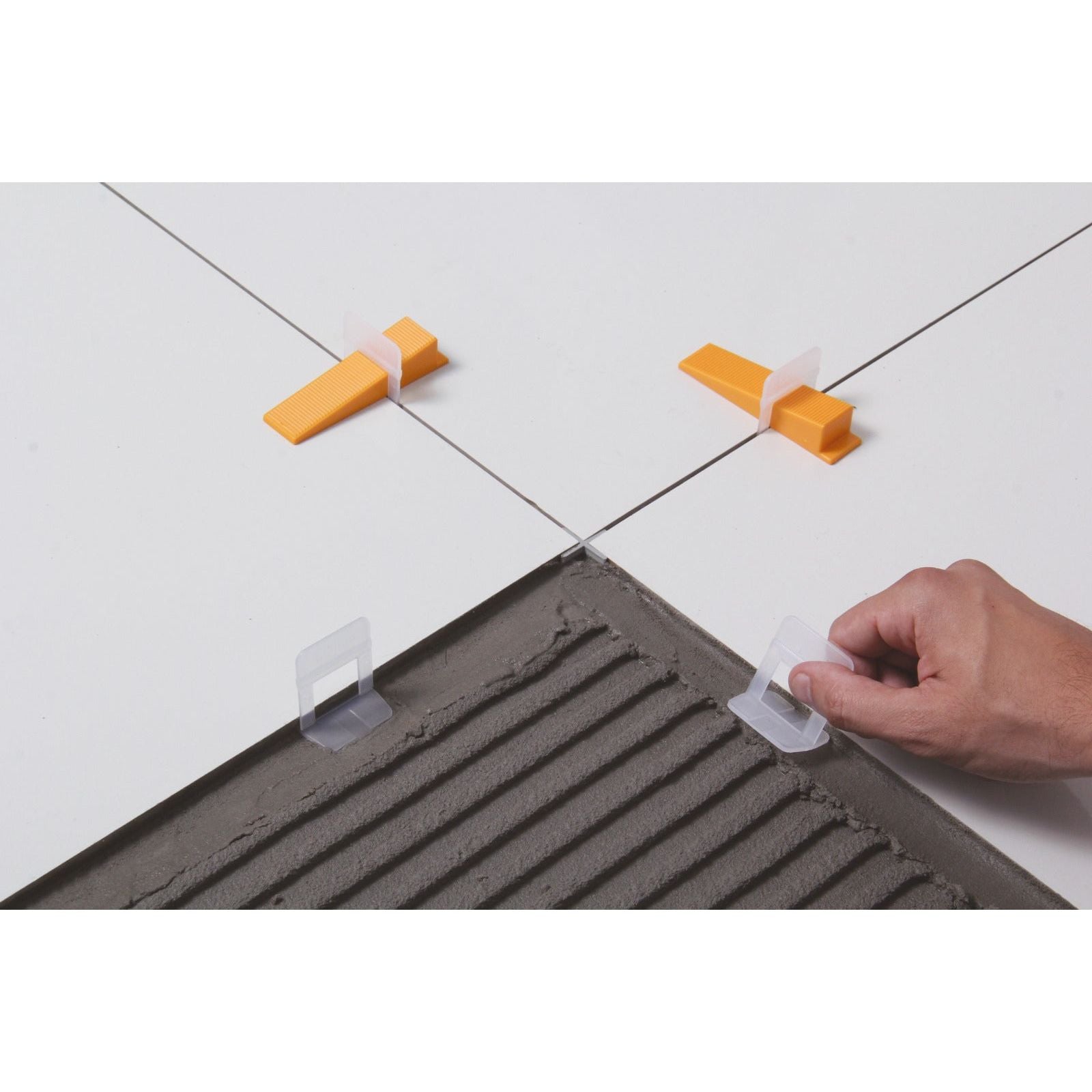 Separador P/Nivelar 1.5 mm Bolsa por 50 Unds CORTAG REF. 60692 - MARKEMSTORE